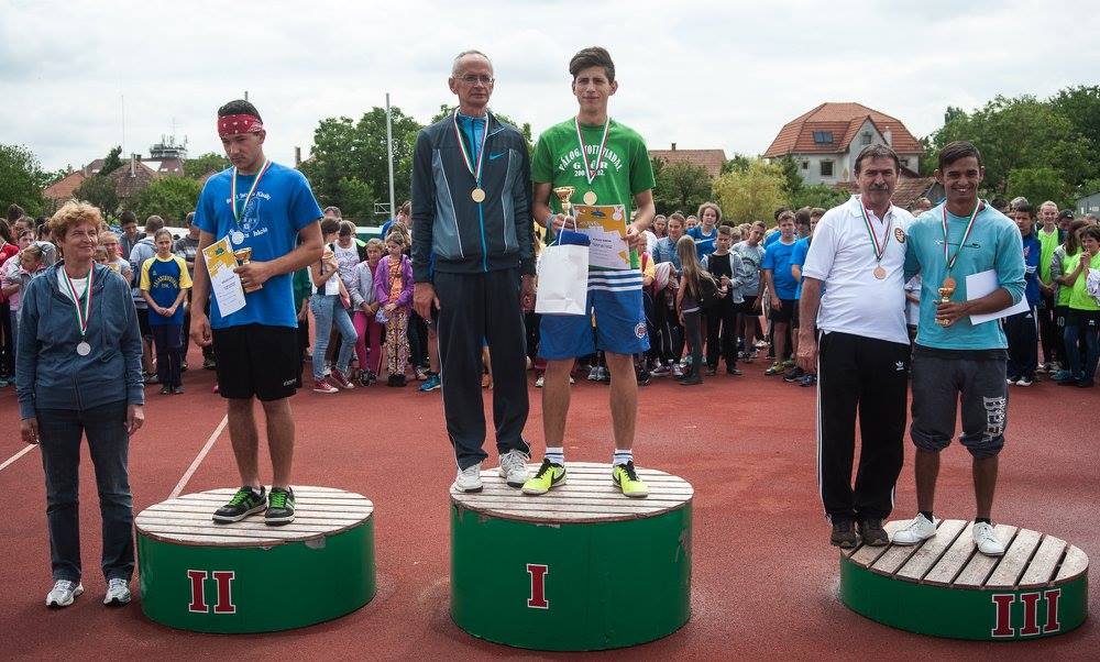 Le�r�s: D:\web\szelence1\dicsoseg\dics-pic\11060939_900829786654914_3560852611707129562_o.jpg